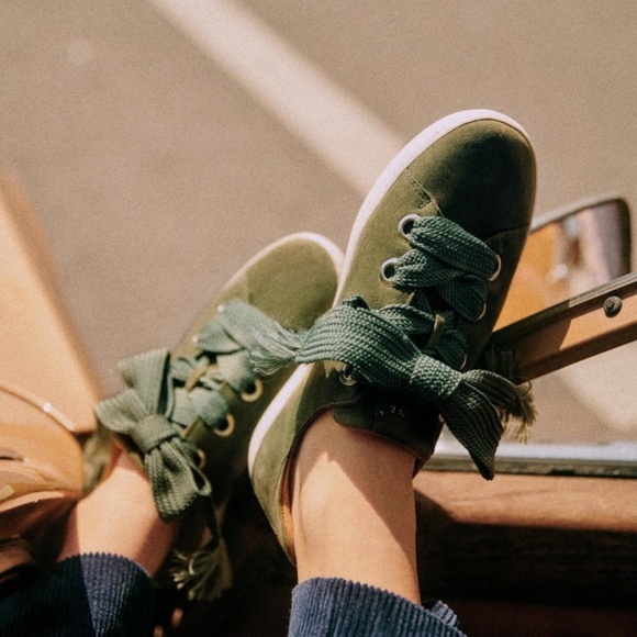 Sezane Jack Lace Up Trainers Sneakers Olive - Picture 2 of 4